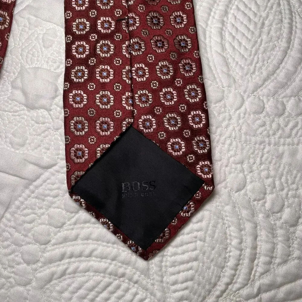 Hugo Boss Men's Burgundy Jacquard Geometric Silk Neck Tie 60